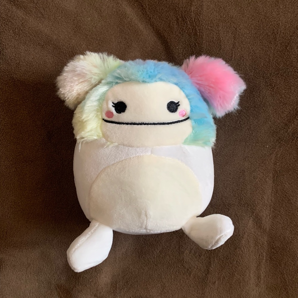 Zaylee the Bigfoot Squishmallow 5” NWOT